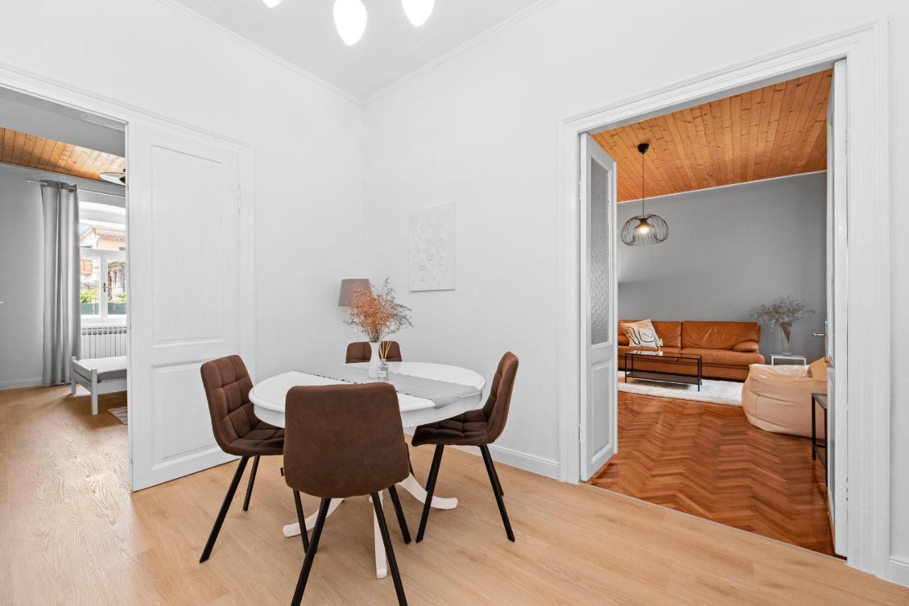 White Imperial Apartment Пула Экстерьер фото
